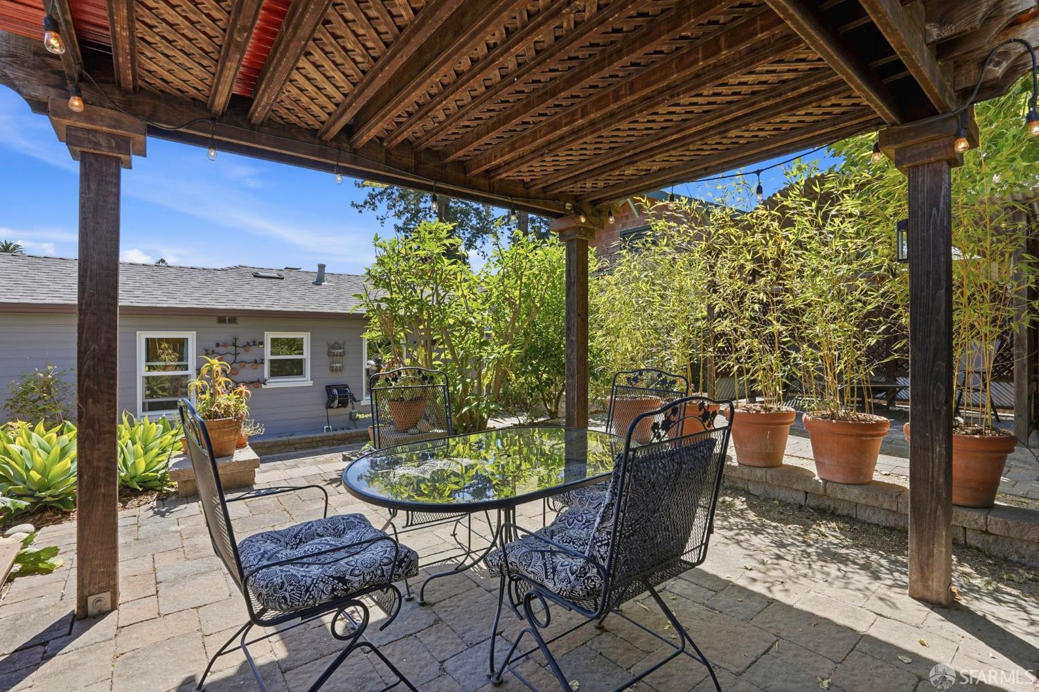 Property photo 25