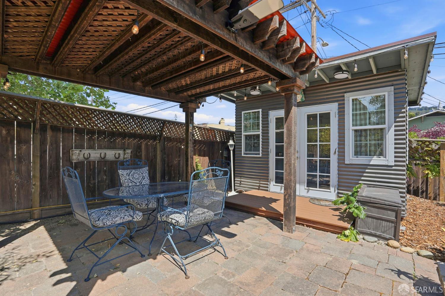 Property photo 28
