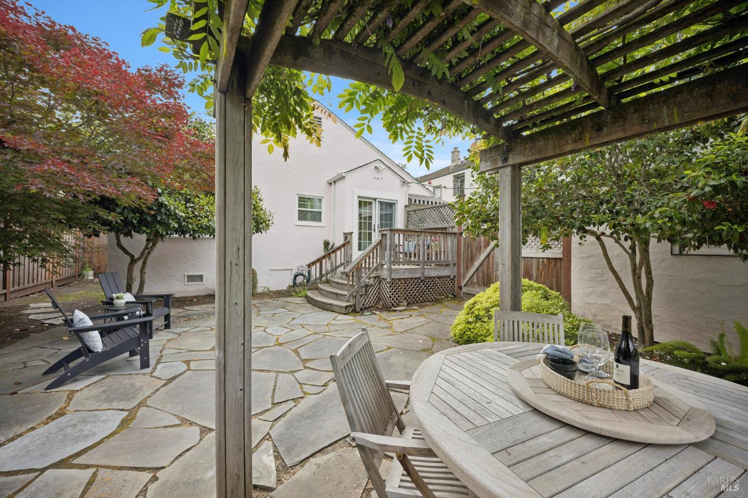 Property photo 44