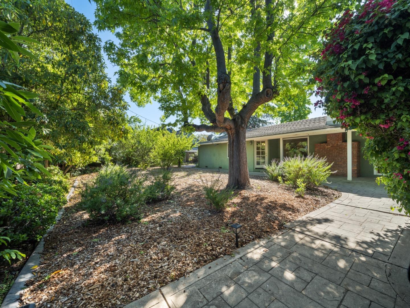 Property photo 37