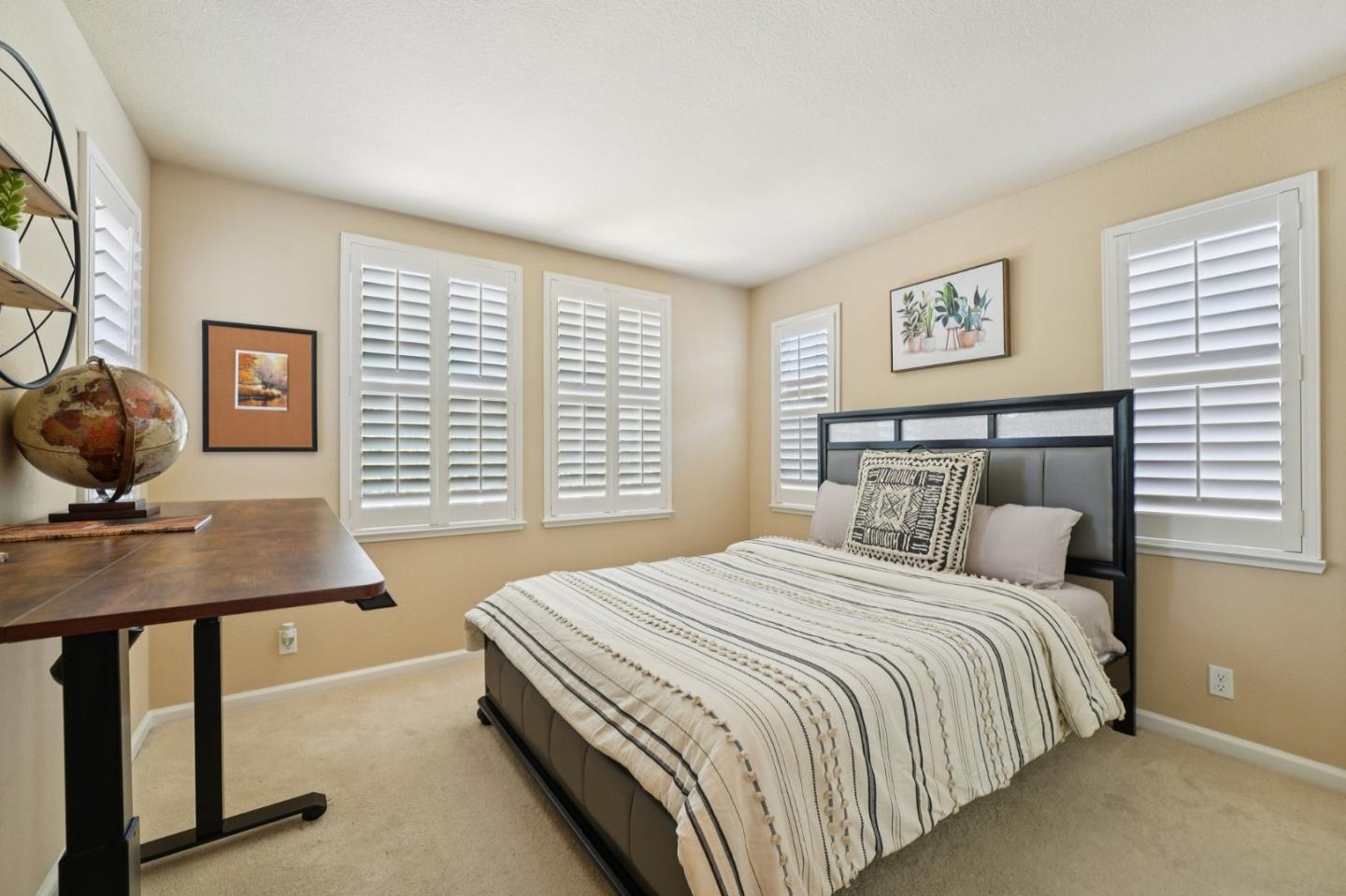 Property photo 35