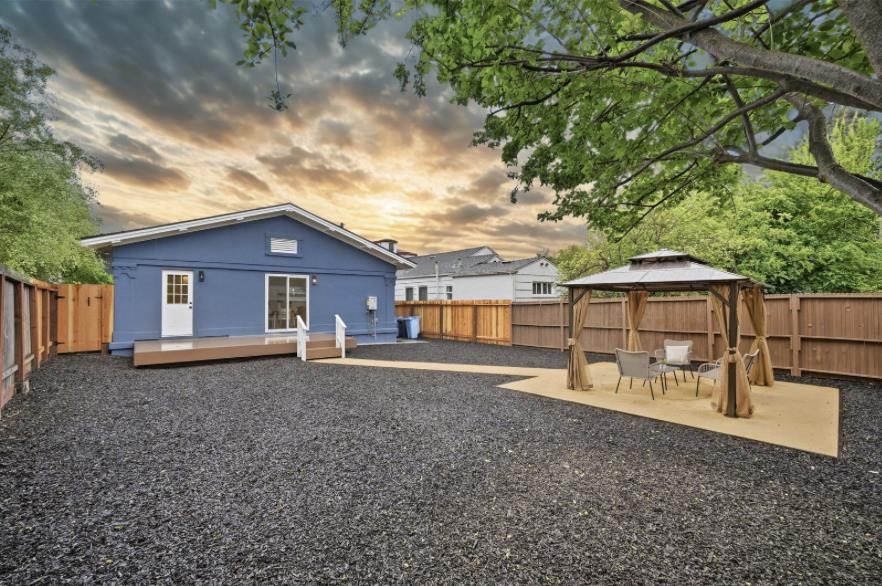 Property photo 40