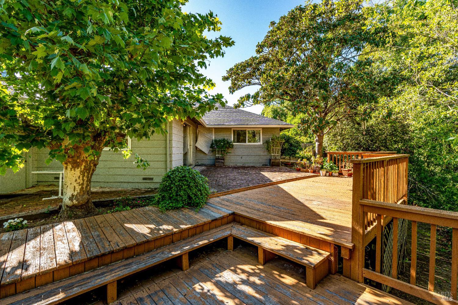 Property photo 25