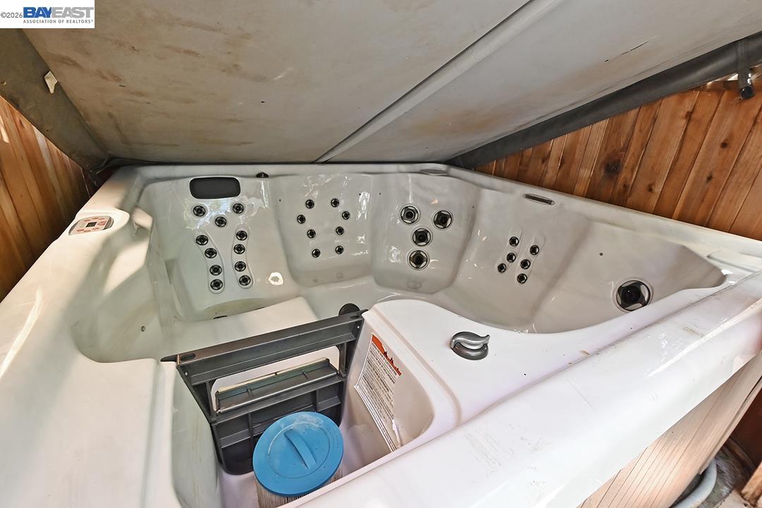 Property photo 34