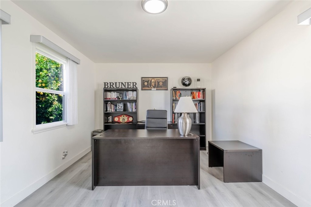 Property photo 28
