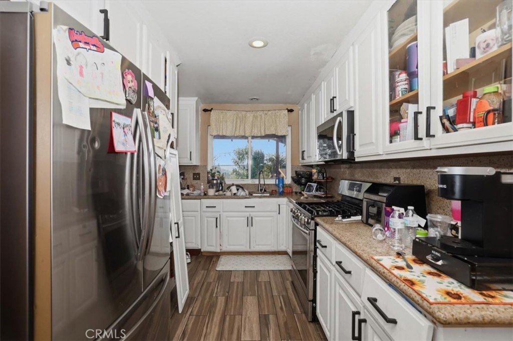 Property photo 28