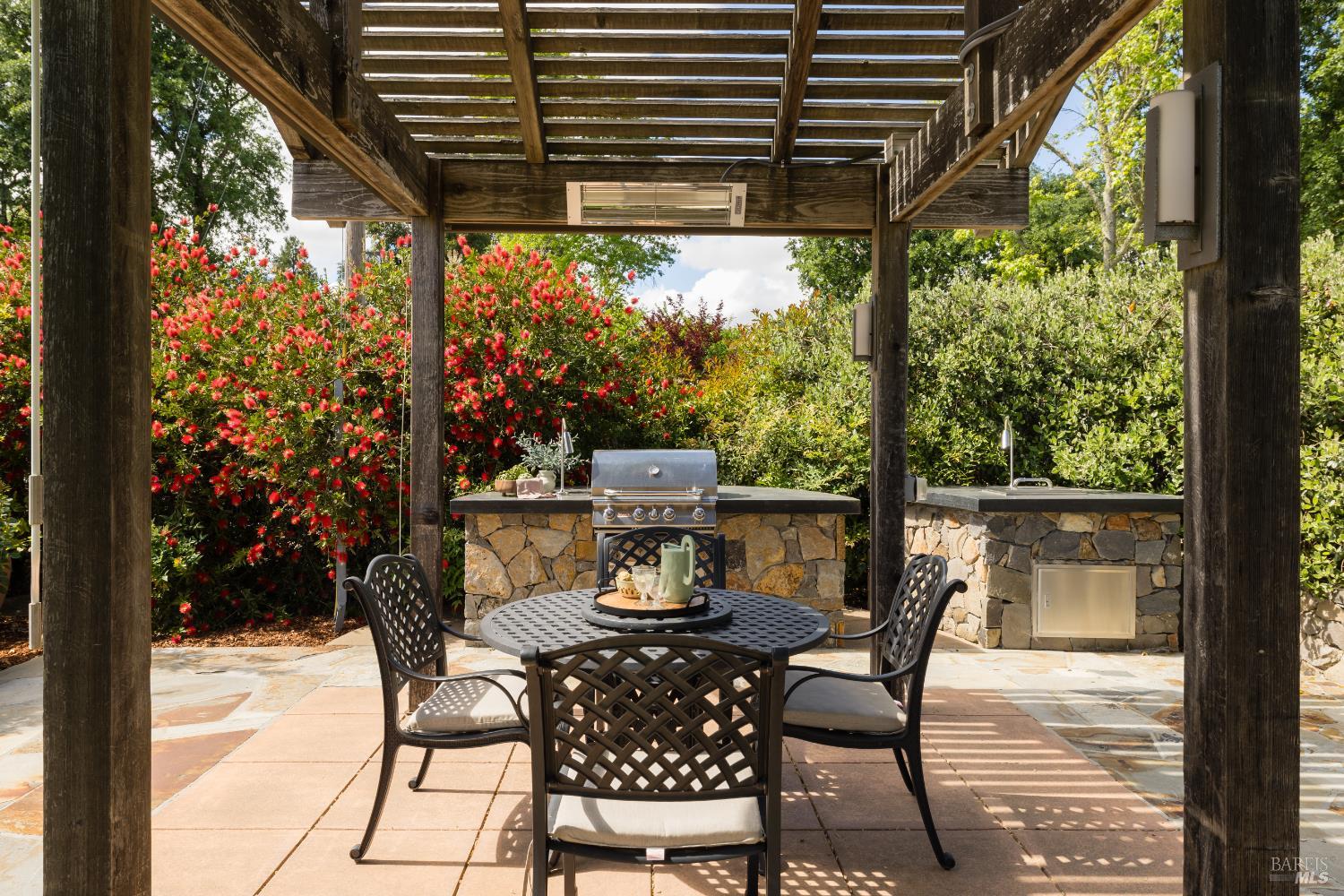 Property photo 32