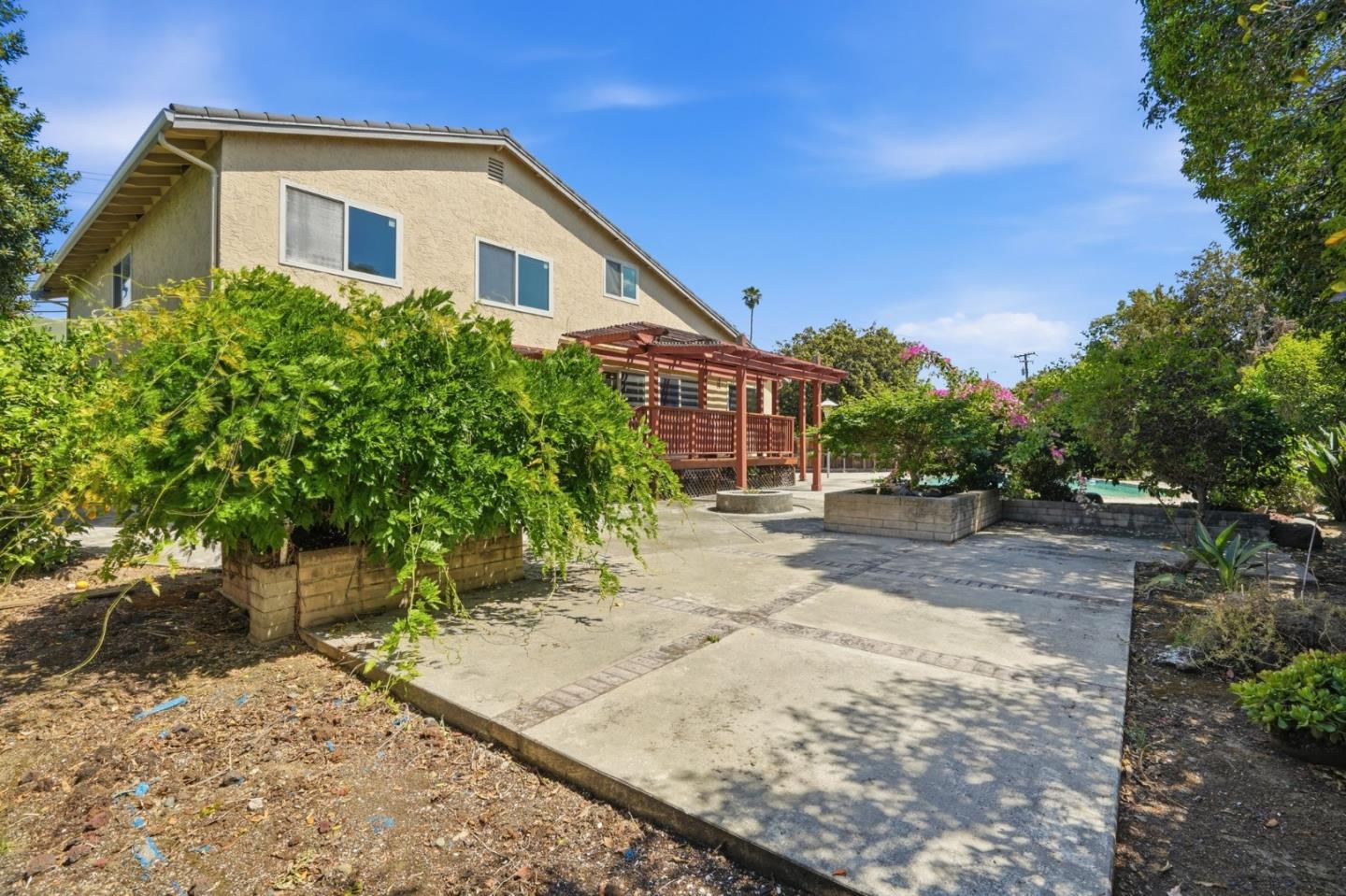 Property photo 36