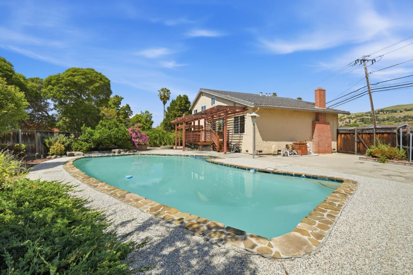 Property photo 38