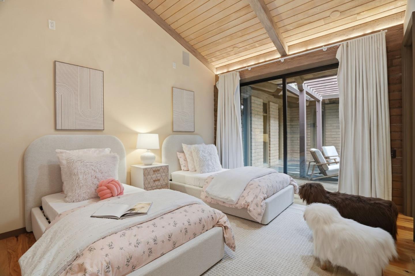 Property photo 50