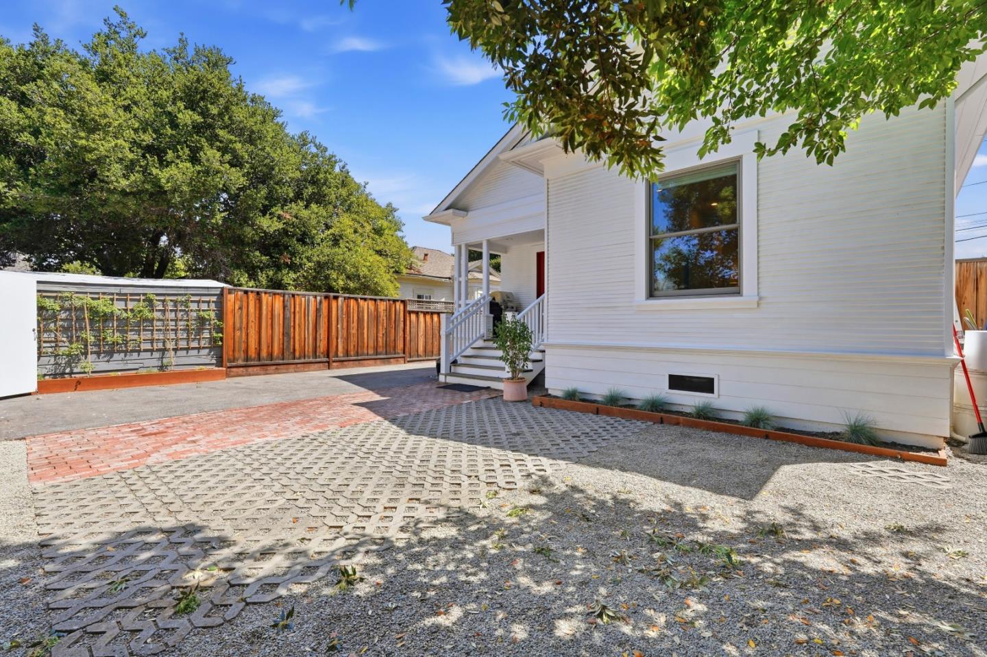 Property photo 42