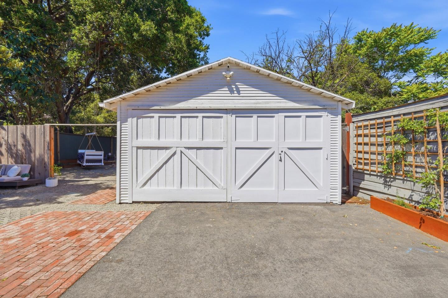 Property photo 44