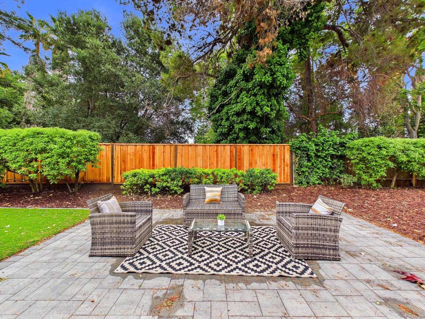 Property photo 32