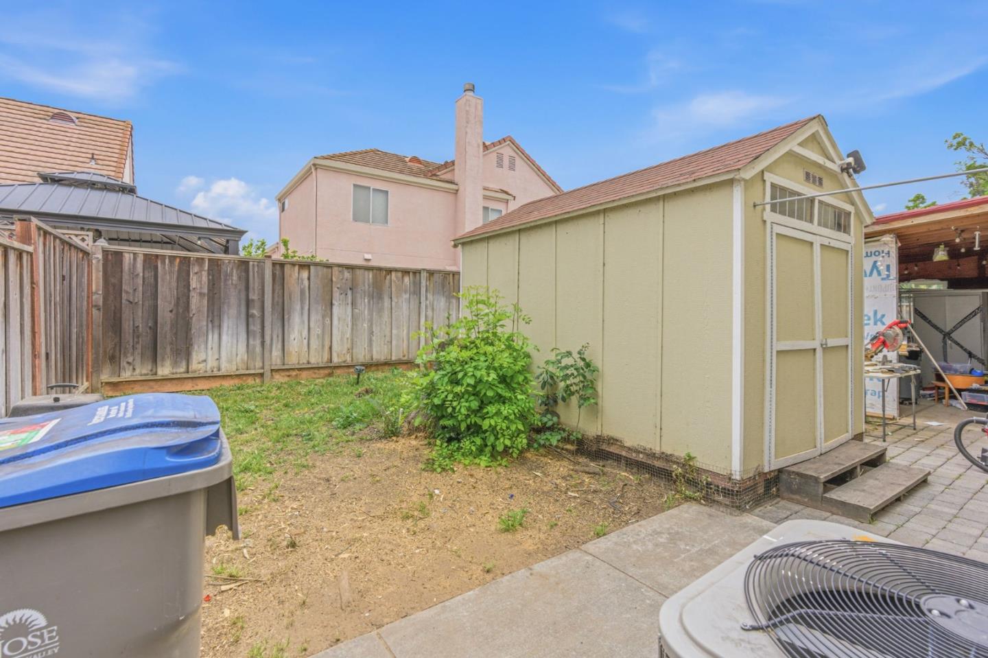 Property photo 44