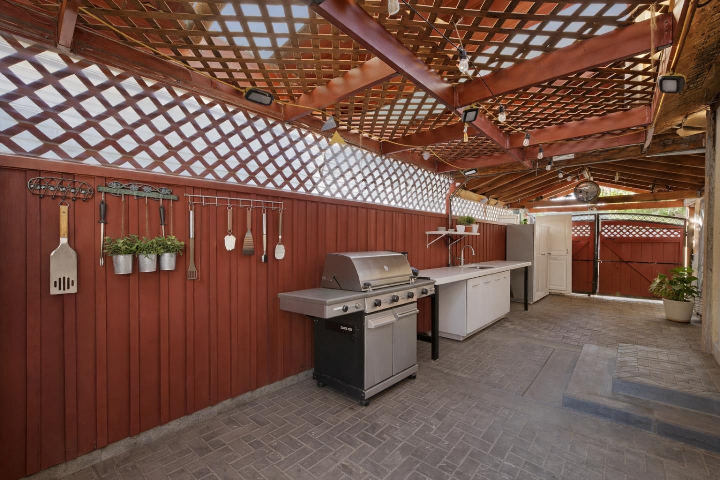 Property photo 22