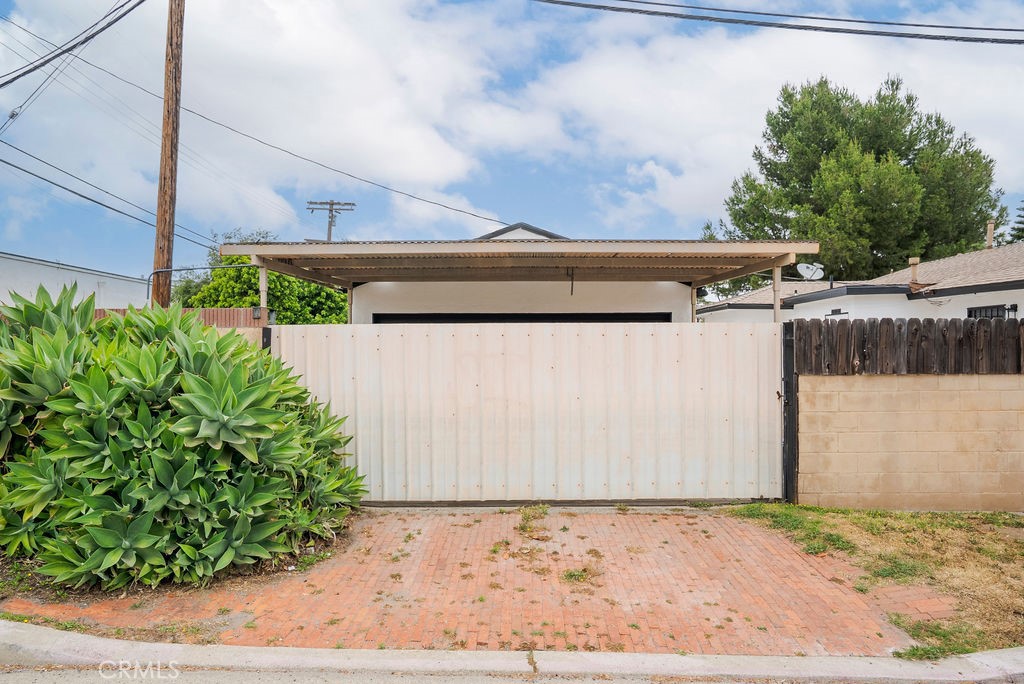 Property photo 38