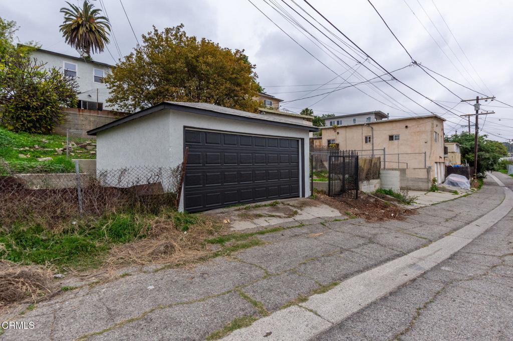 Property photo 28