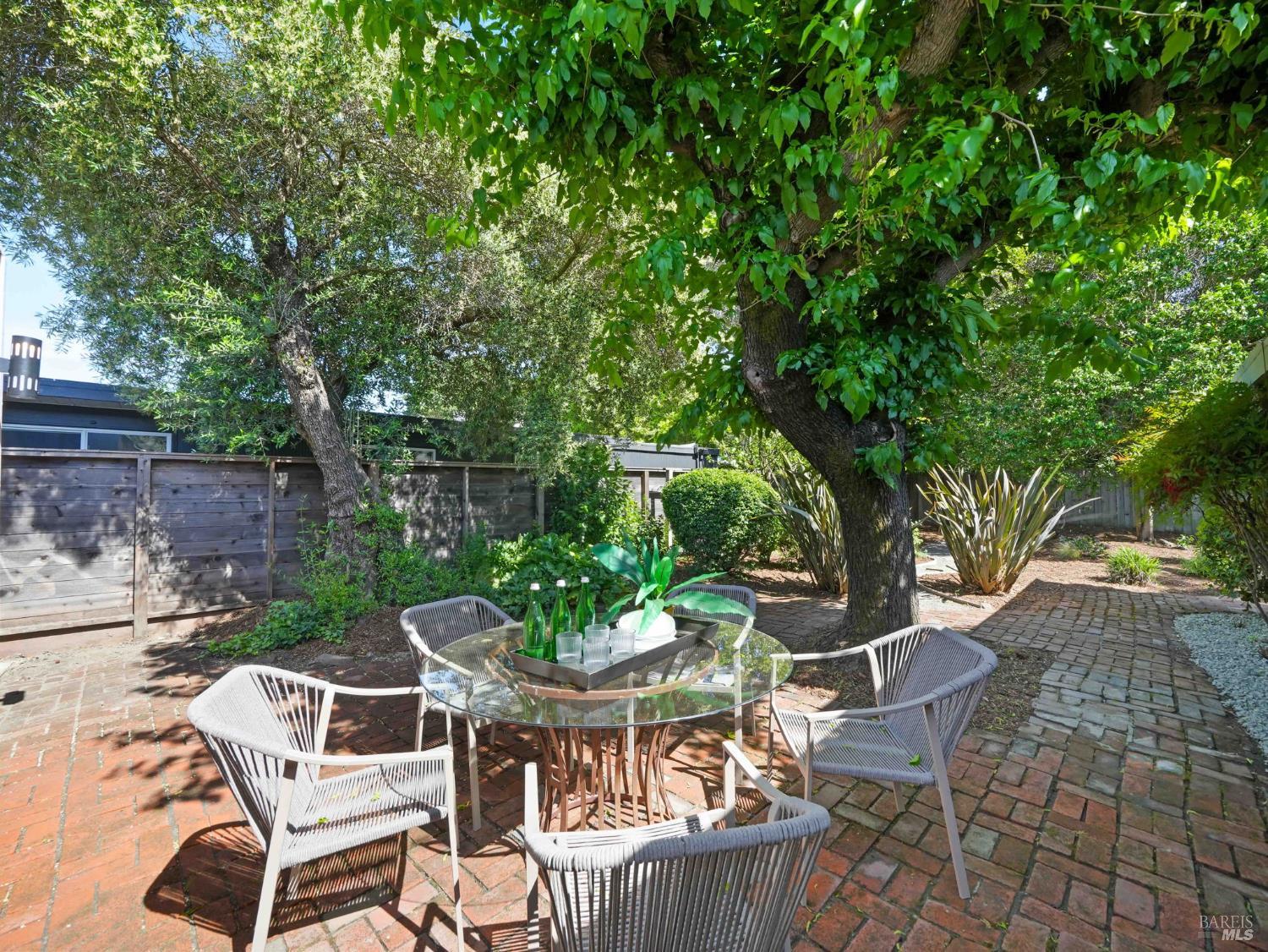 Property photo 42