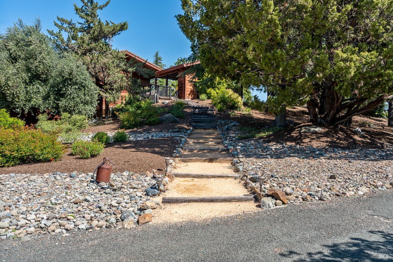 Property photo 24