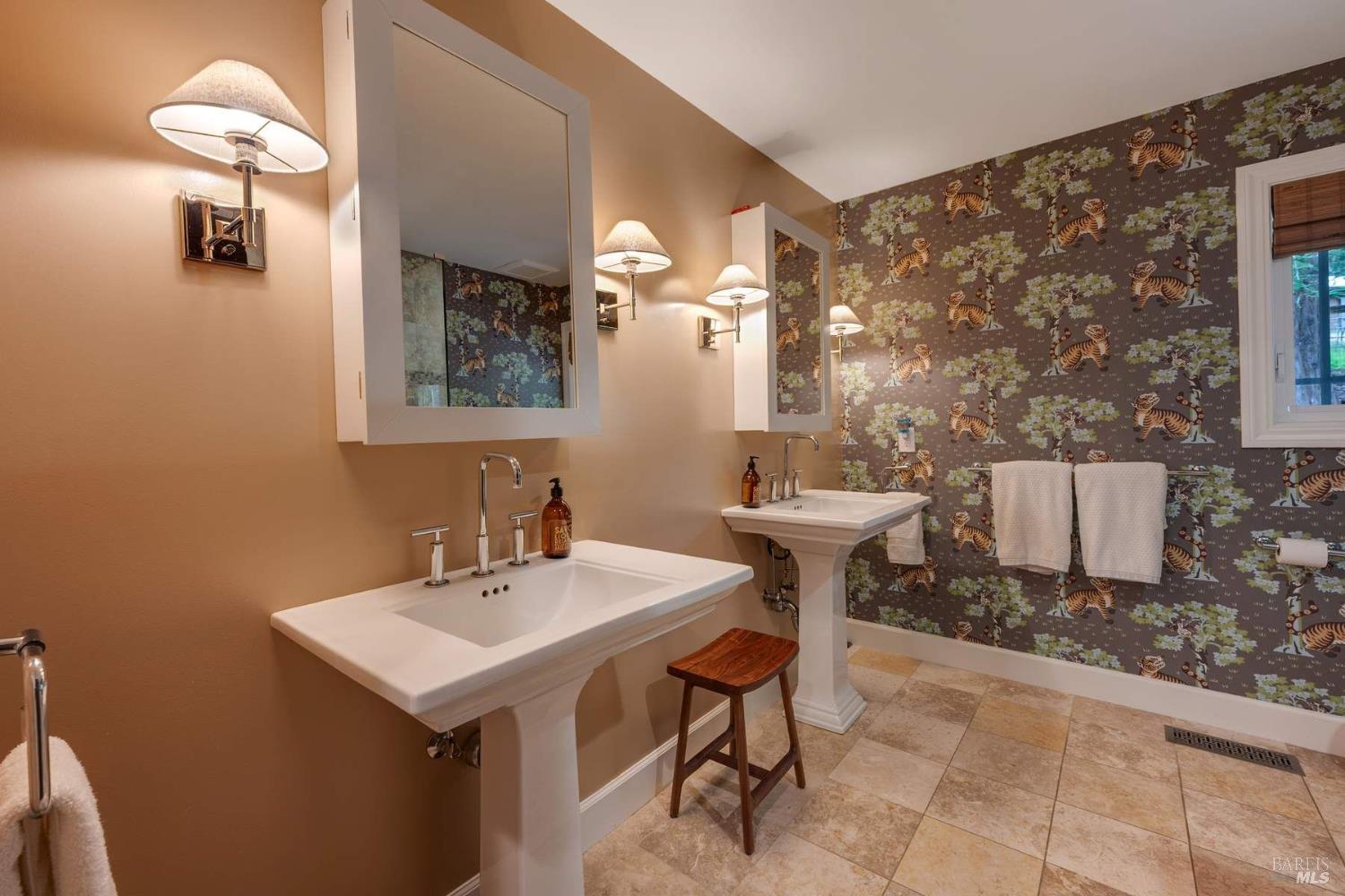 Property photo 28