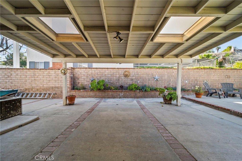 Property photo 38