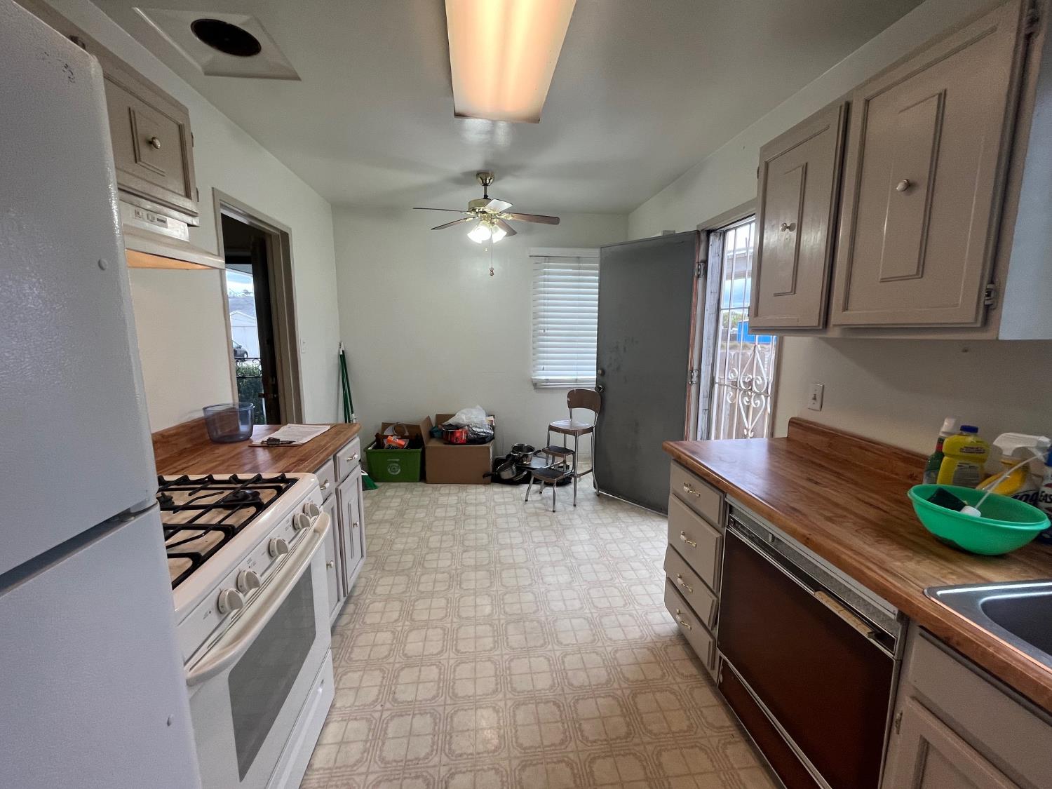 Property photo 25