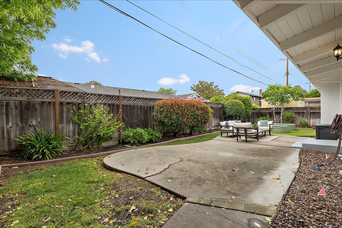 Property photo 31