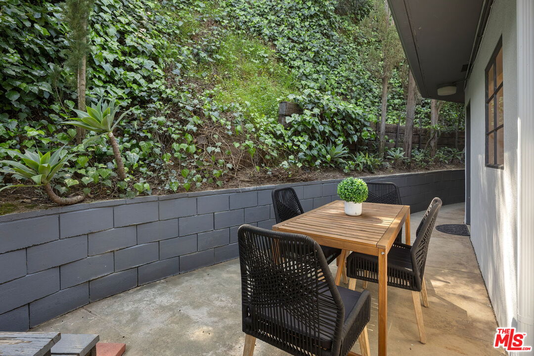 Property photo 33