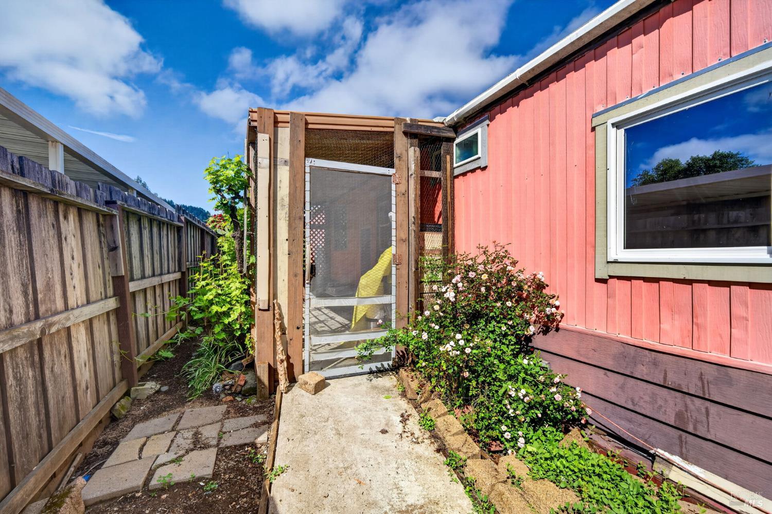 Property photo 33