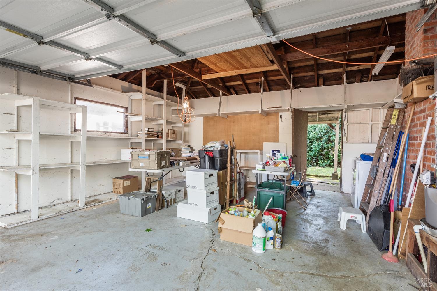 Property photo 35