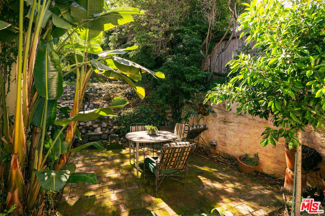 Property photo 28