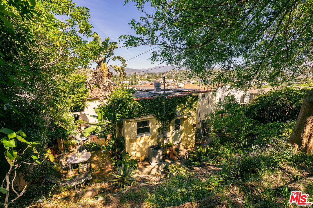 Property photo 33