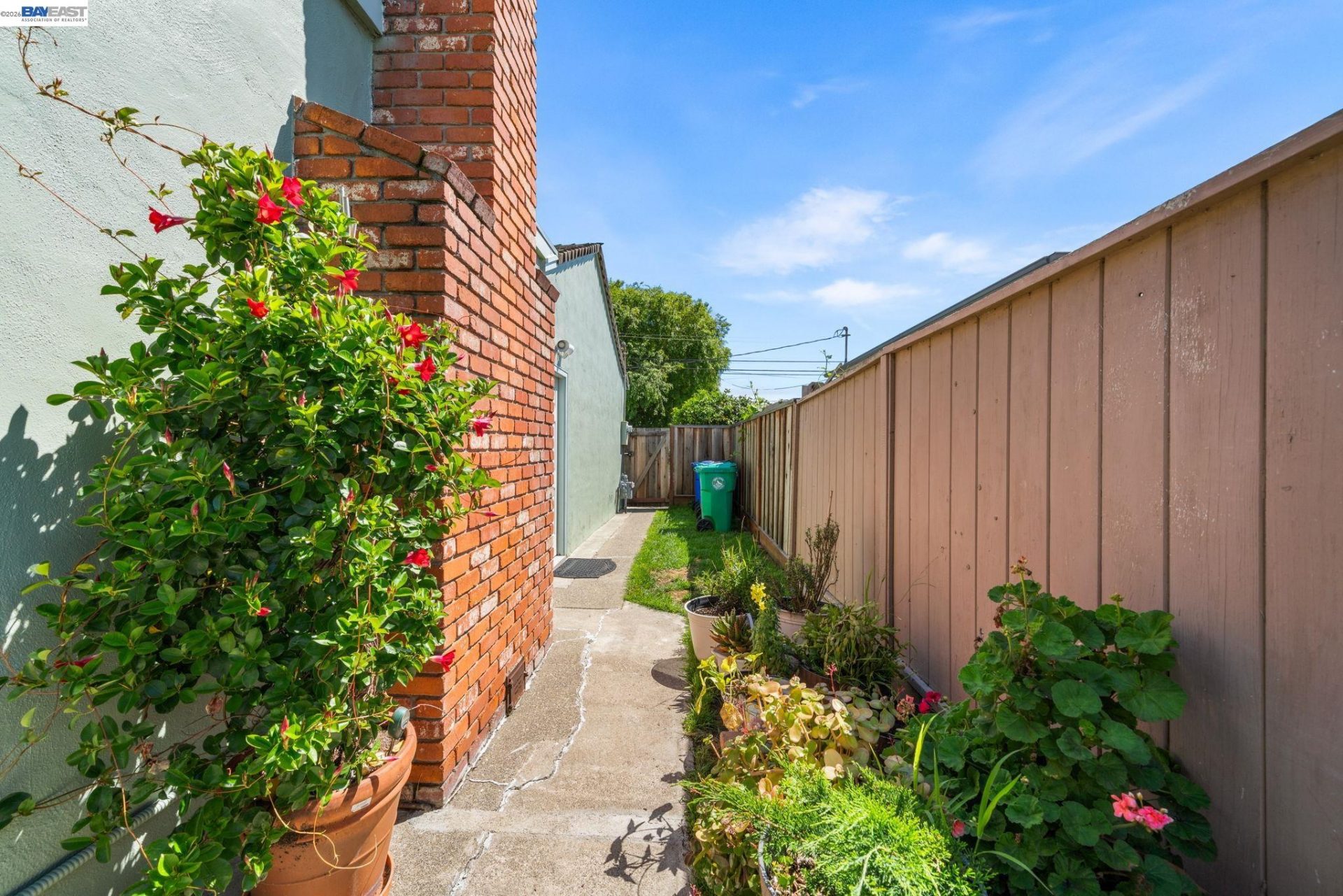 Property photo 31