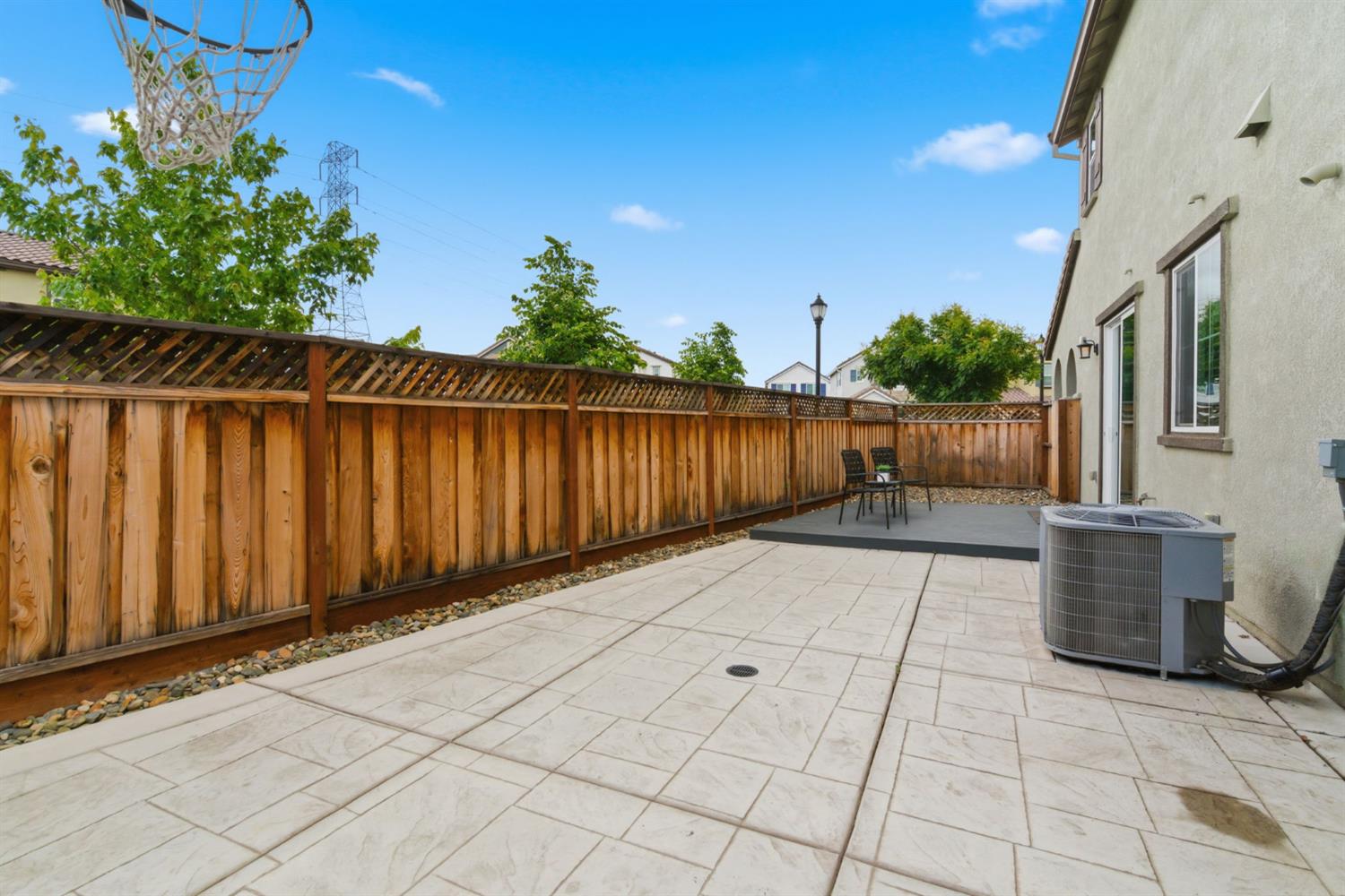 Property photo 44
