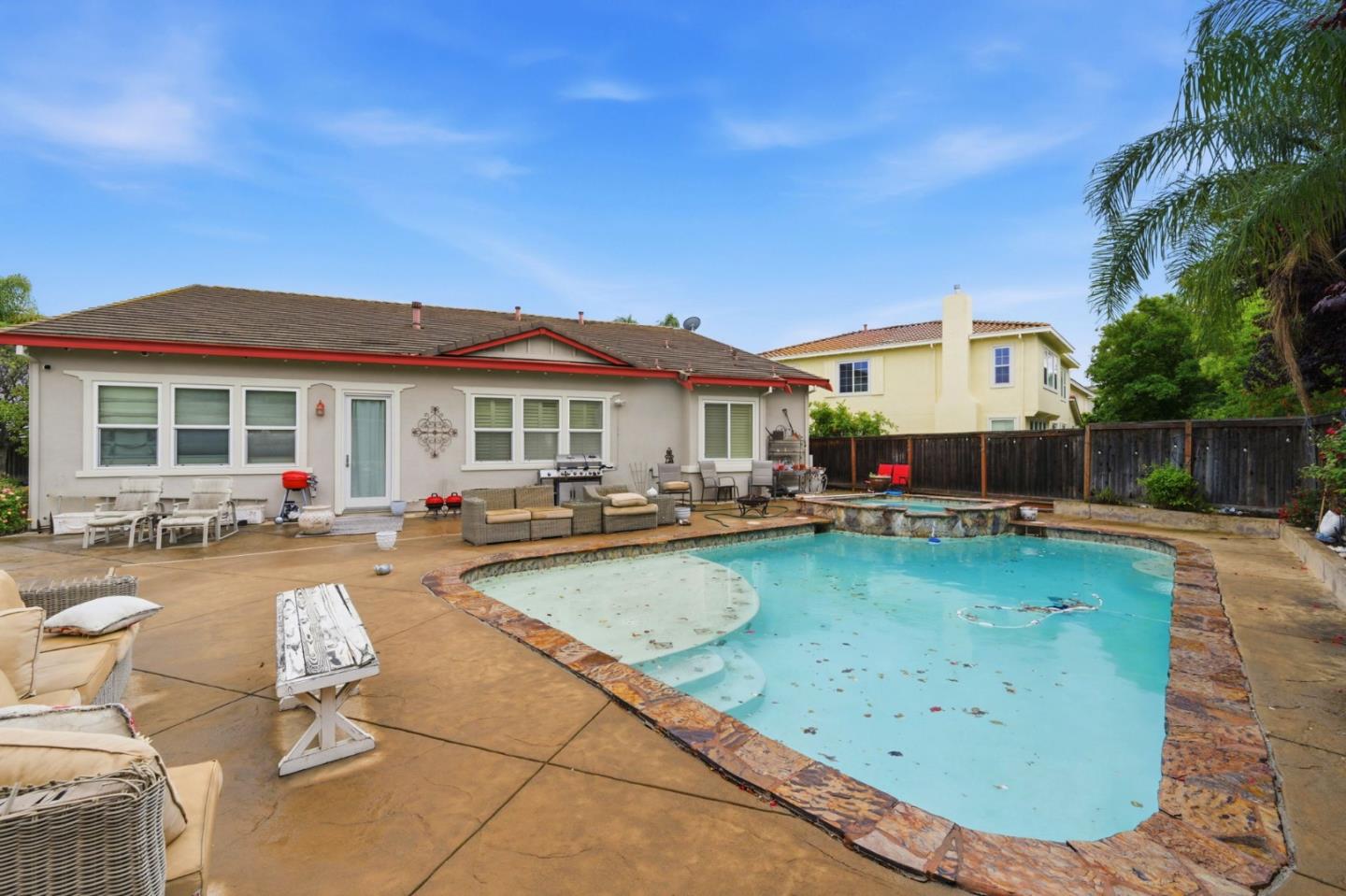 Property photo 42