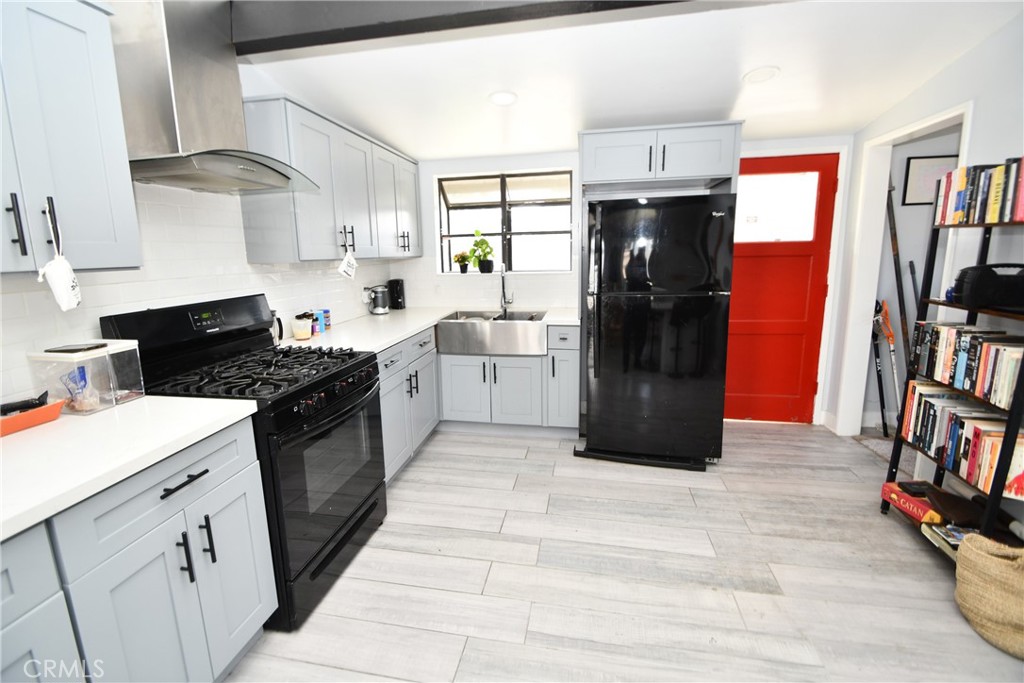 Property photo 33