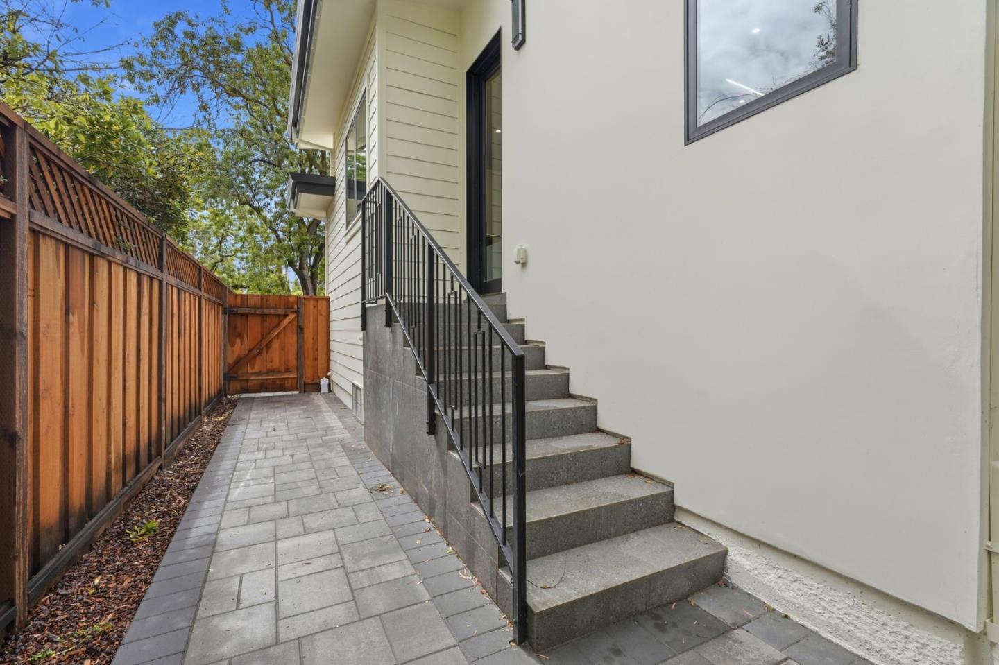 Property photo 36