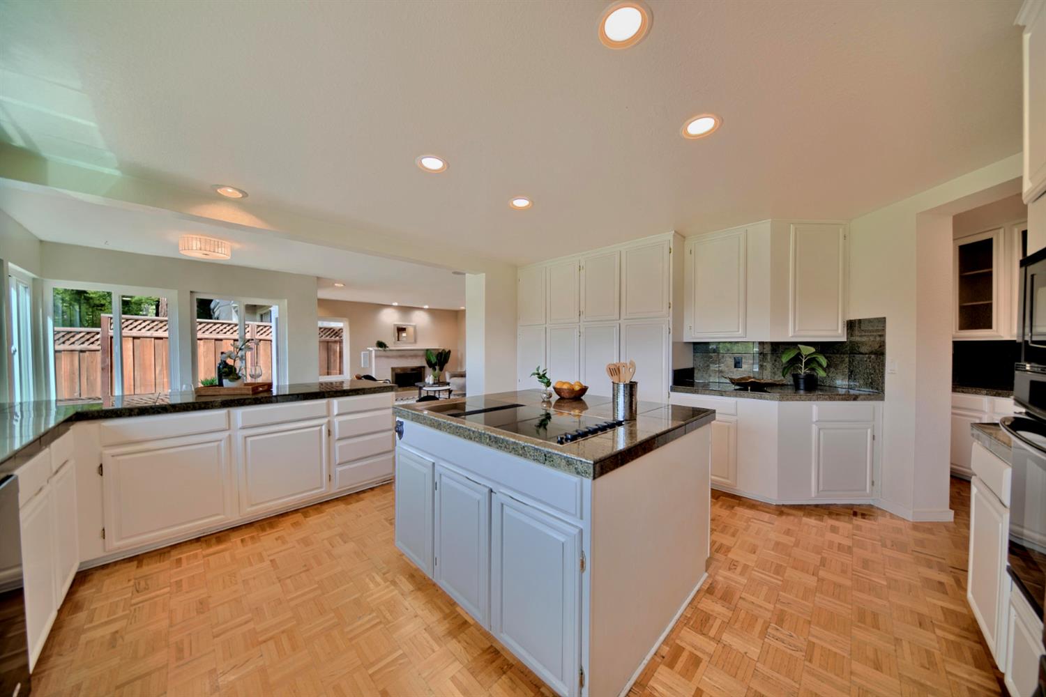 Property photo 32