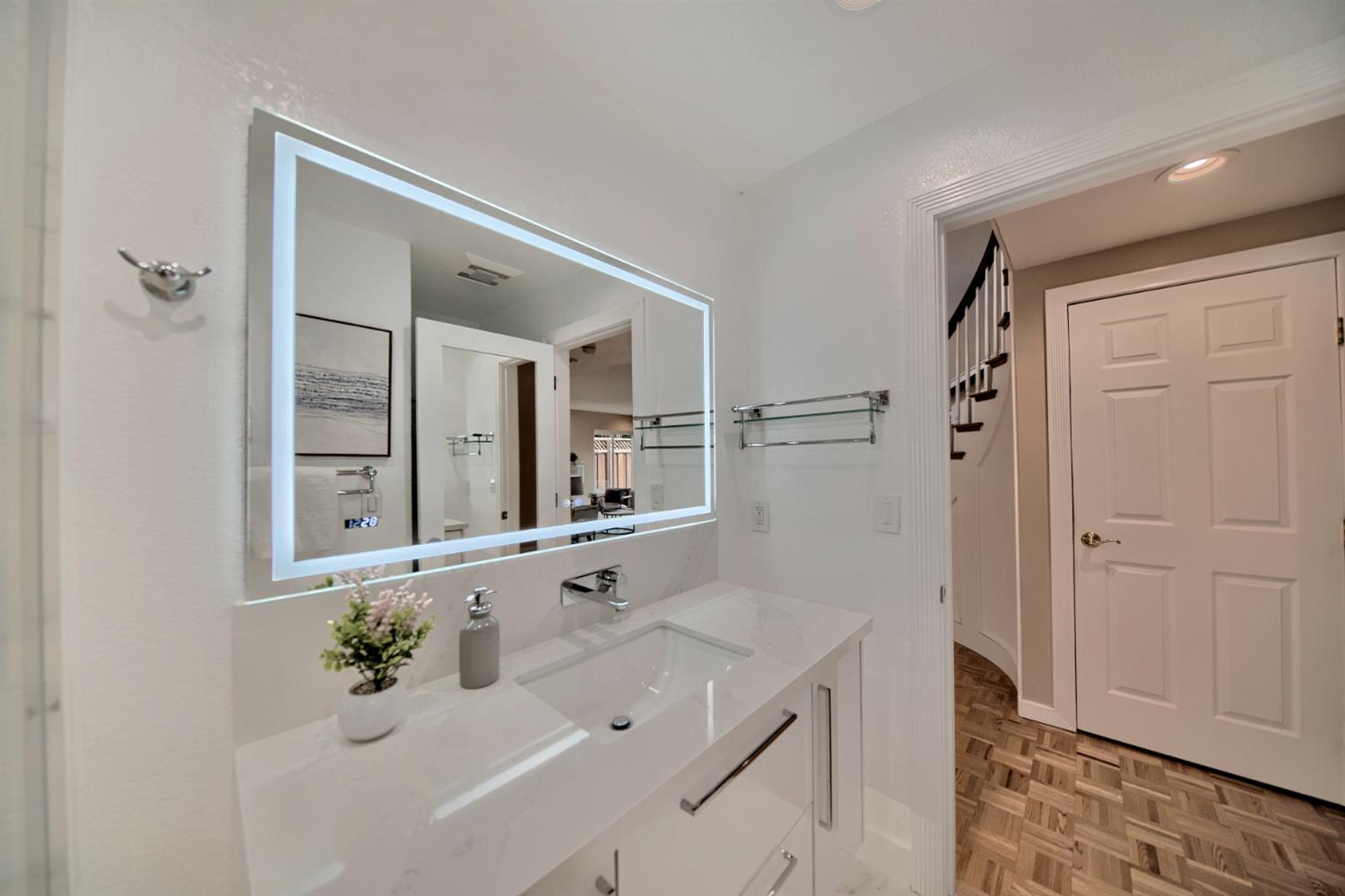 Property photo 50