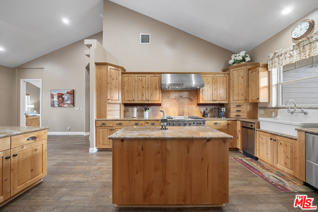 Property photo 20