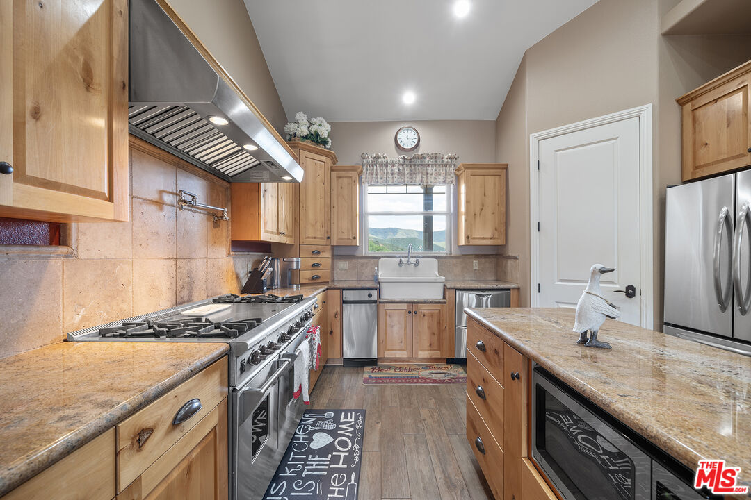 Property photo 23