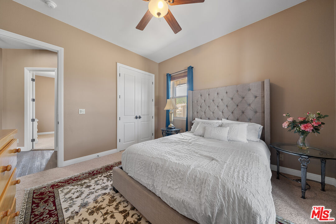 Property photo 28