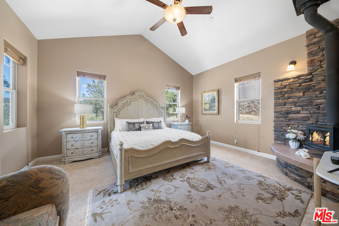 Property photo 31
