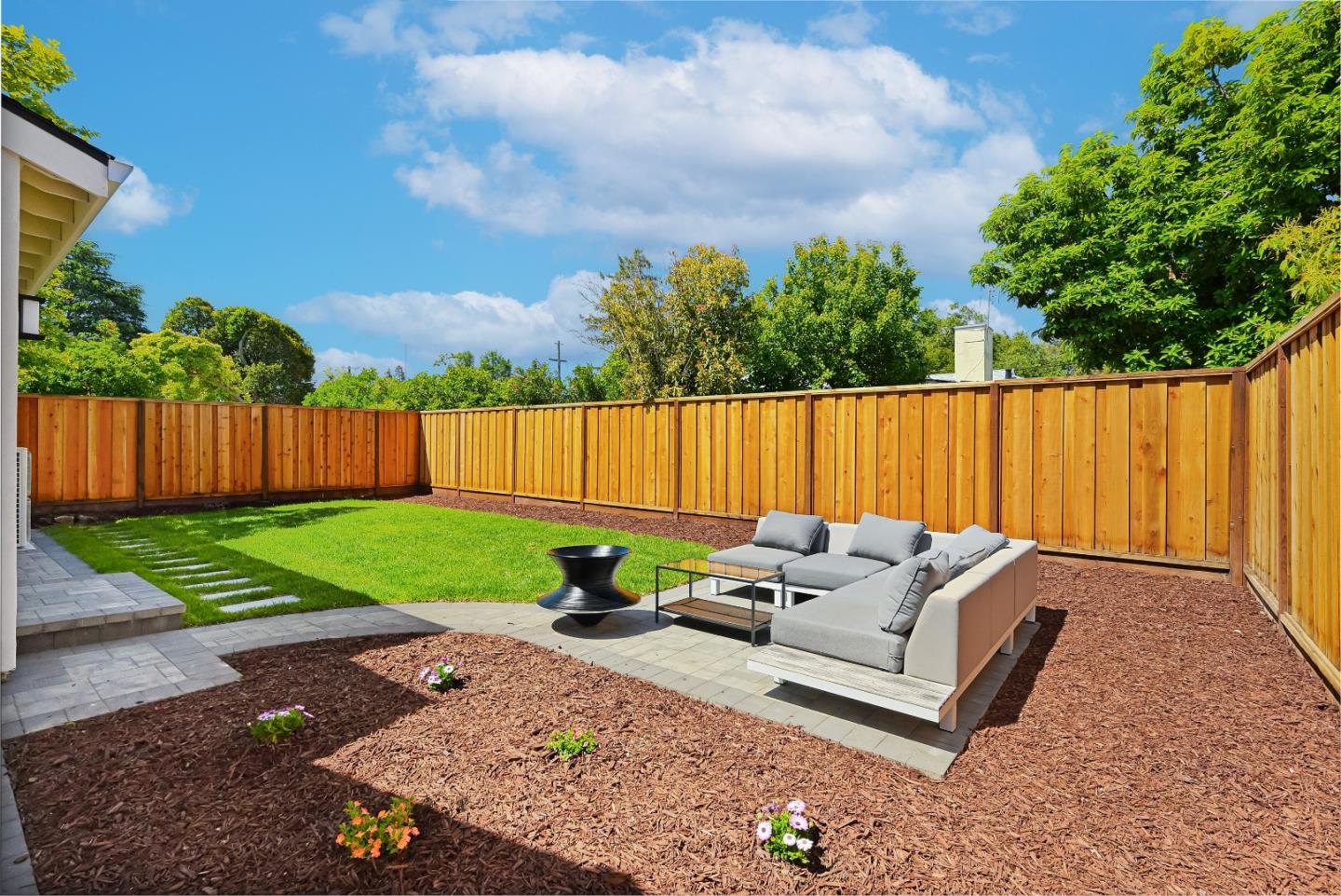 Property photo 32