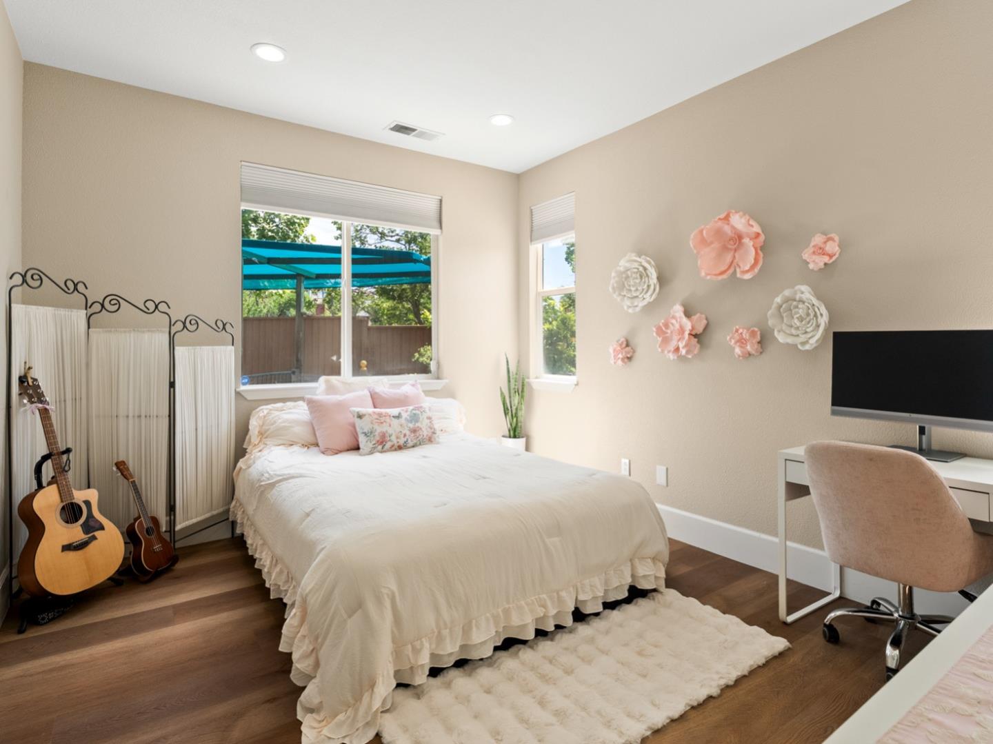 Property photo 40
