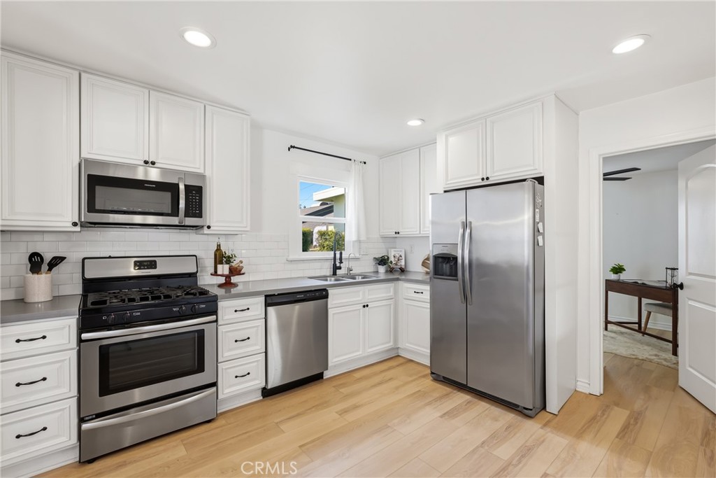 Property photo 24