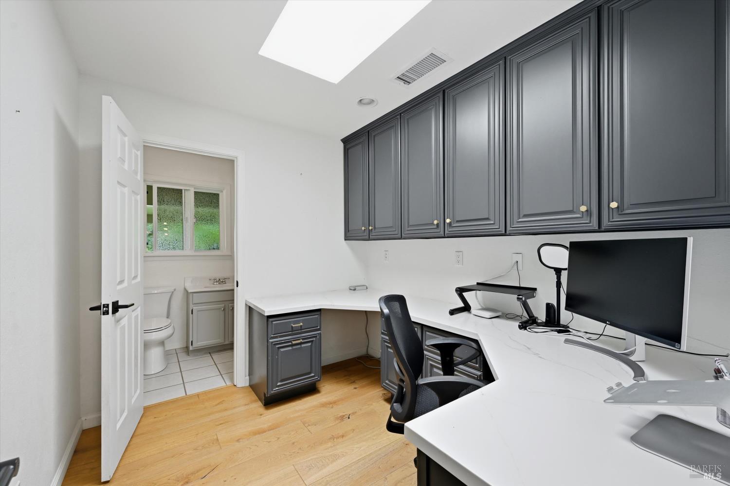 Property photo 28