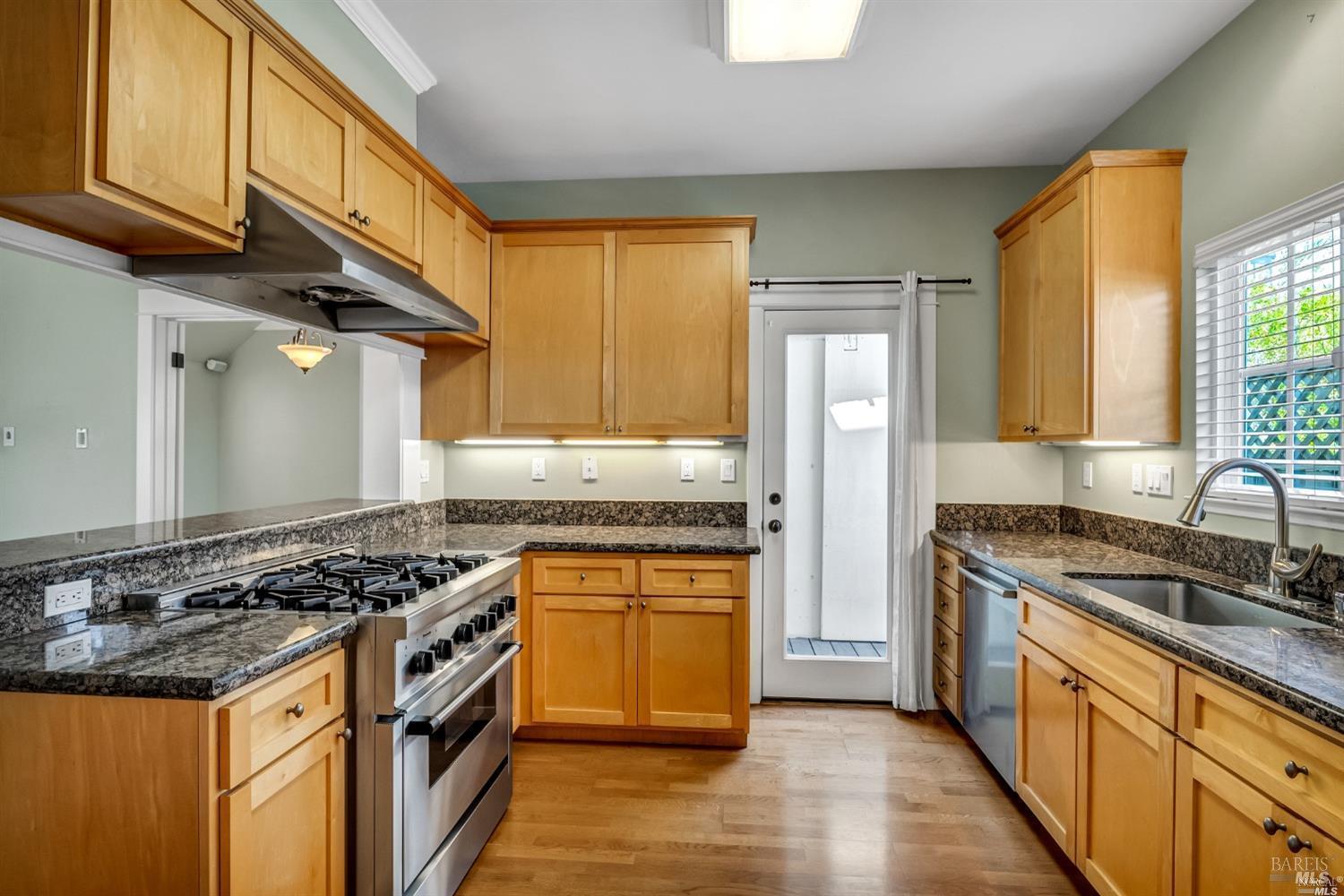 Property photo 18