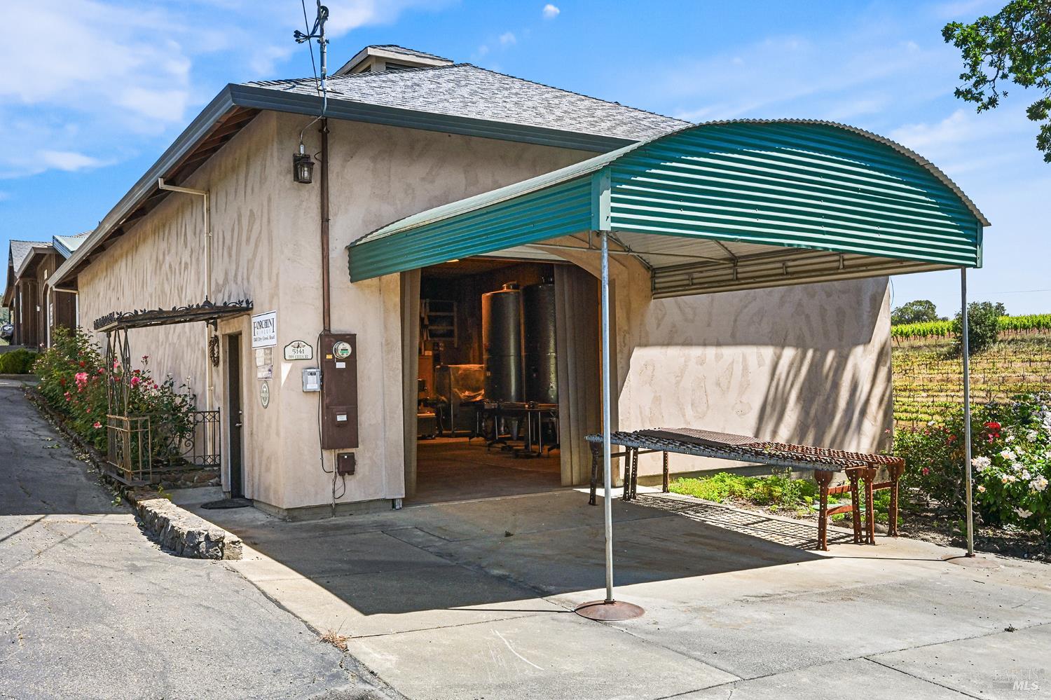 Property photo 33