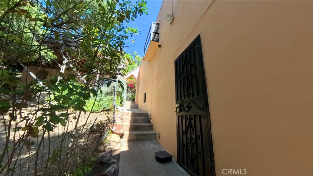 Property photo 25